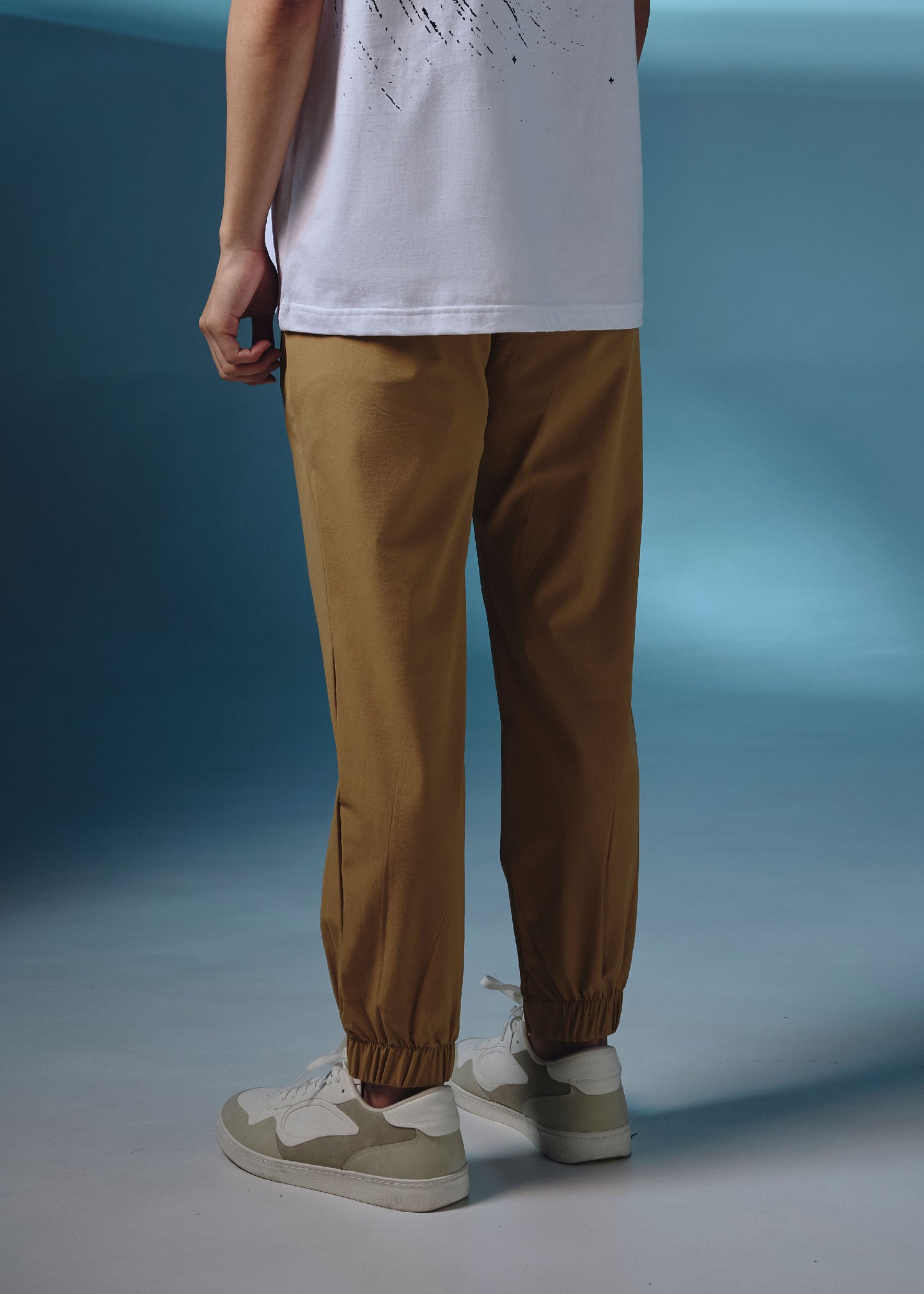 BEIGE TRACKPANT