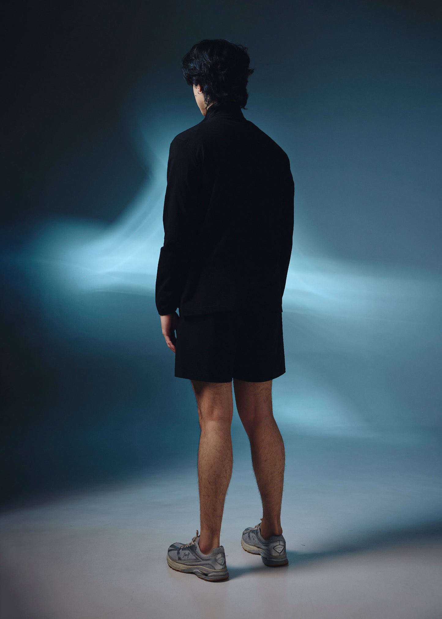 BLACK CUSTOM FIT SWEATERS