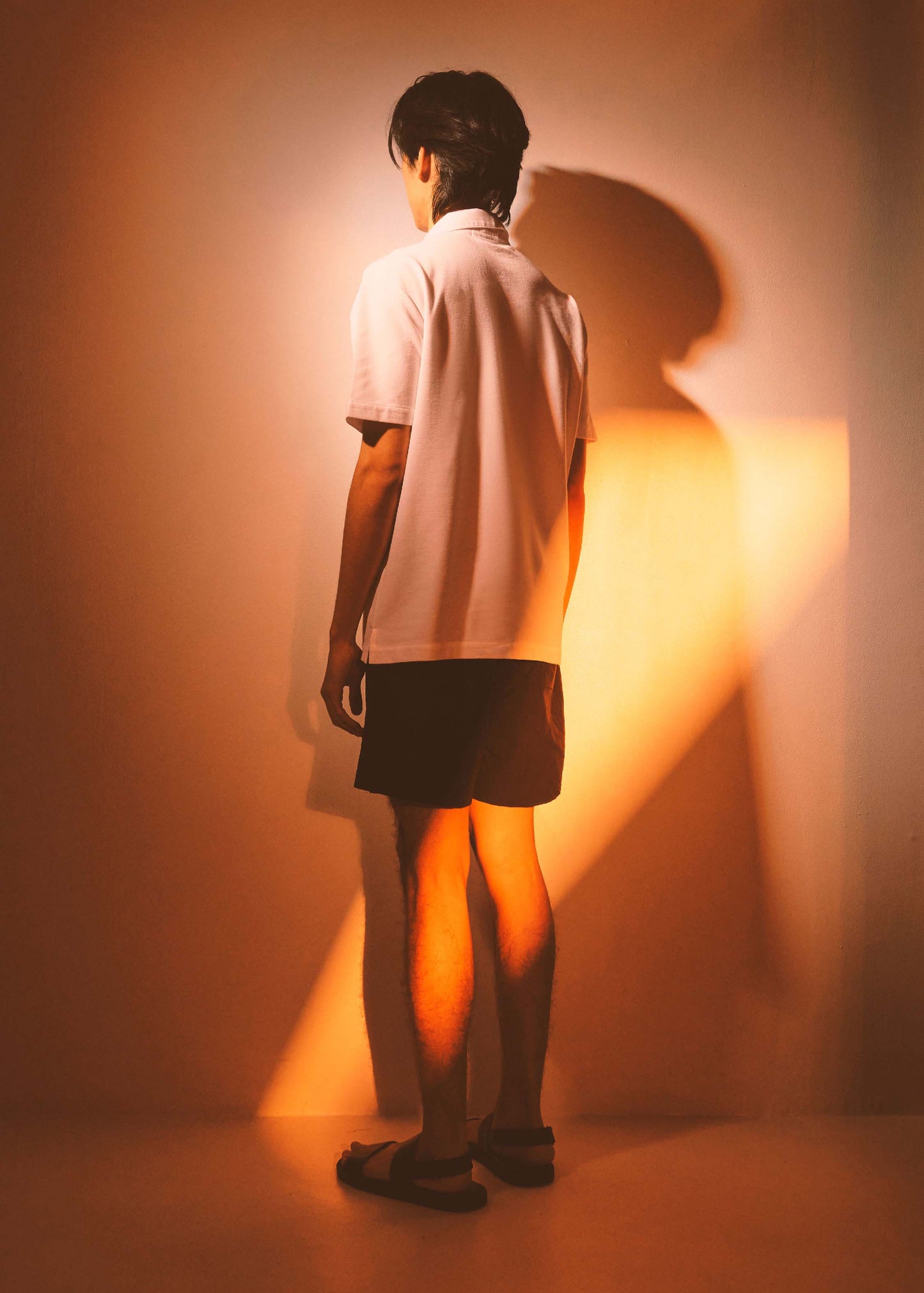 WHITE CUSTOM FIT CUBAN COLLAR SHIRT WITH CHEST POCKET