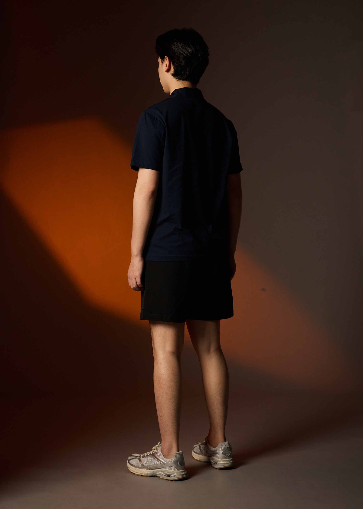 NAVY CUSTOM FIT CUBAN COLLAR SHIRT WITH GRAPHIC PRINT