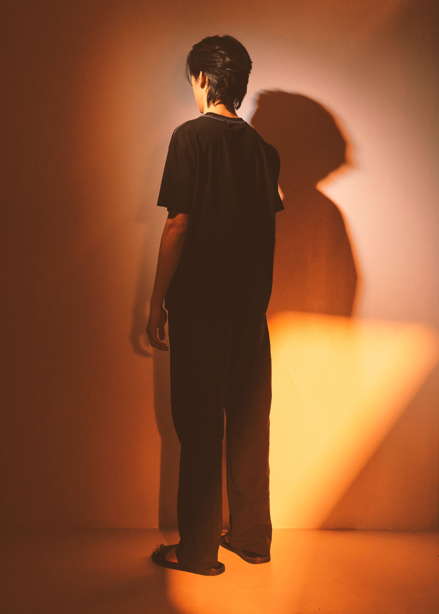 BLACK OVERSIZED CREW NECK SHORT SLEEVE T-SHIRT WITH GRAPHIC PRINT