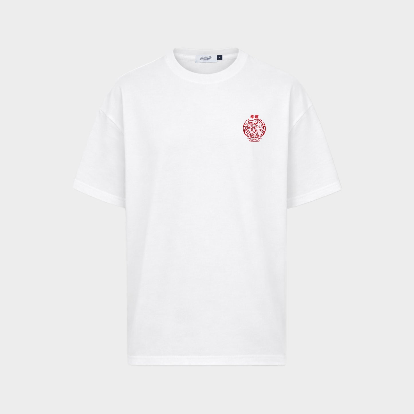 เสื้อยืดคอกลมแขนสั้นสีขาวทรงโอเวอร์ไซส์พร้อมลายปัก