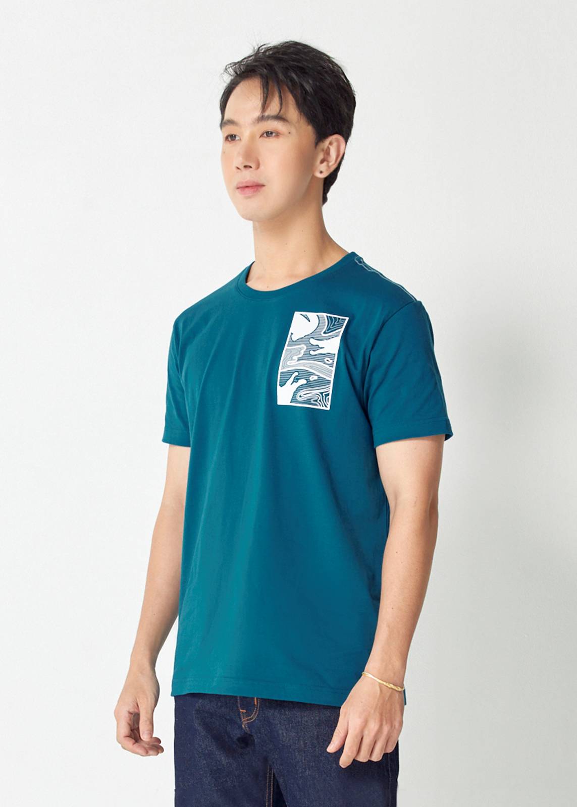 เสื้อยืดคอกลมสีเขียว MARINE TEAL GREEN พิมพ์ลายกราฟิกทรงคัสตอมฟิต