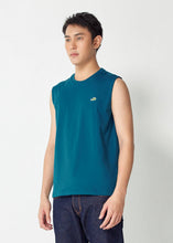 โหลดรูปภาพลงในเครื่องมือใช้ดูของ Gallery เสื้อยืดคอกลมแขนกุดสีเขียว MARINE TEAL GREEN ทรงคัสตอมฟิต
