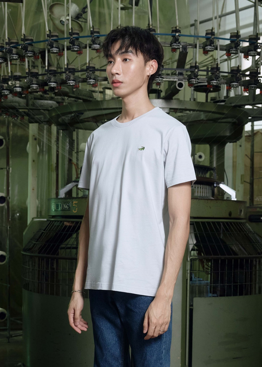 เสื้อยืดคอกลมแขนสั้นสีเทา MICRO CHIP ทรงคัสตอมฟิต