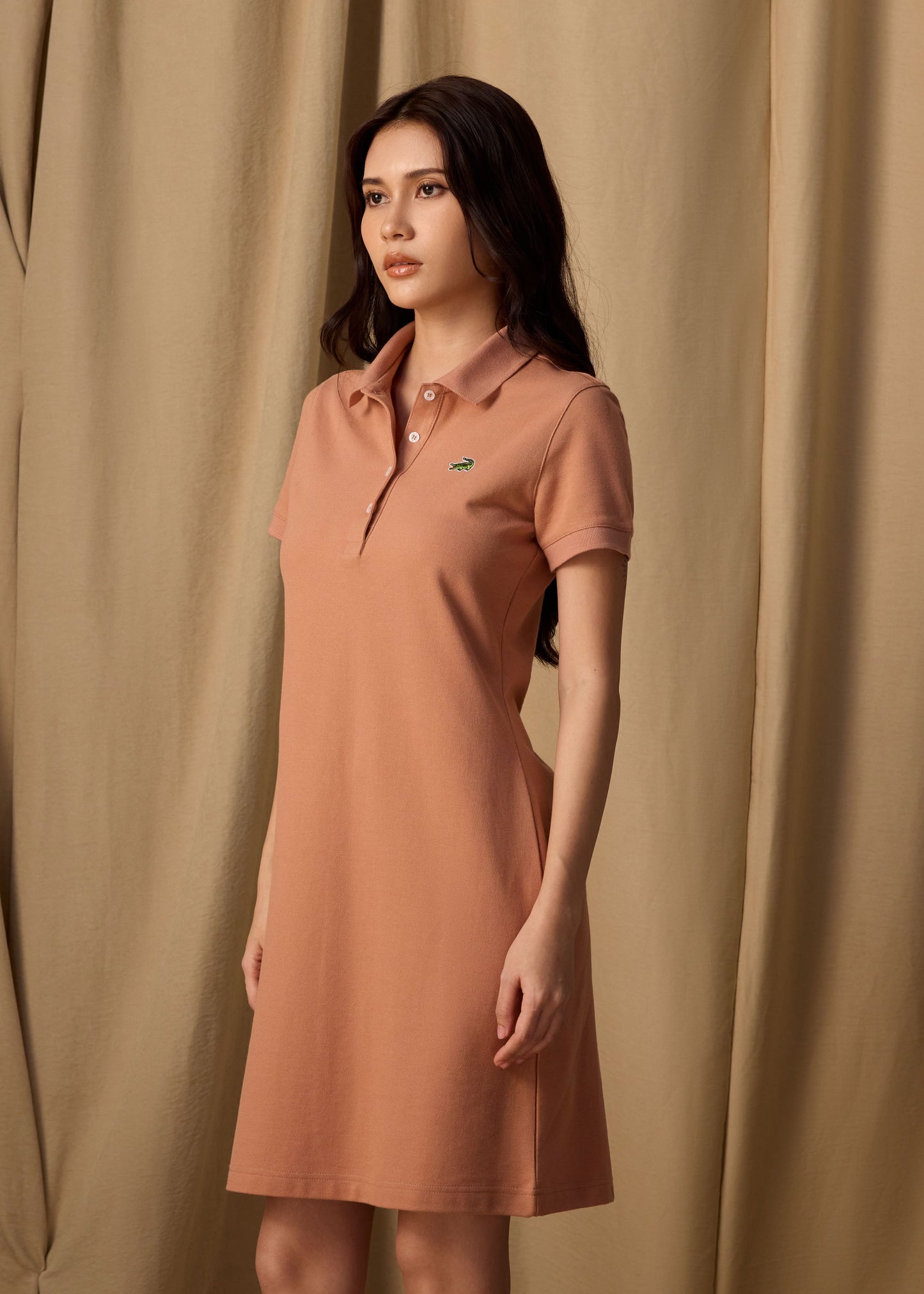 ชุดเดรสสีนำ้ตาลมอคค่ามูส 