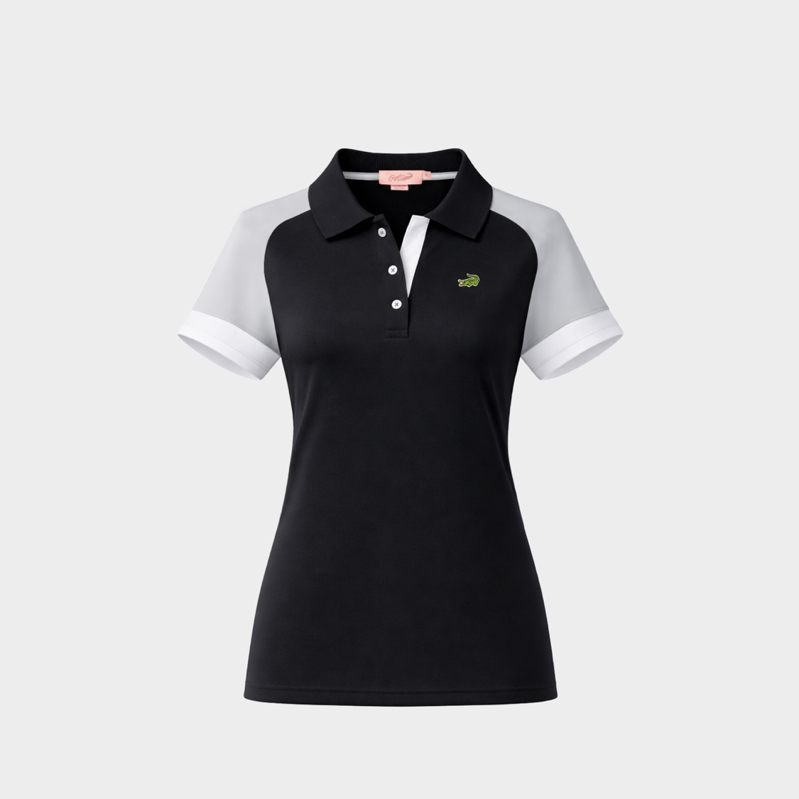 เสื้อโปโลสีขาวทรงเข้ารูปคัลเลอร์บล็อคทรงคัสตอมฟิต