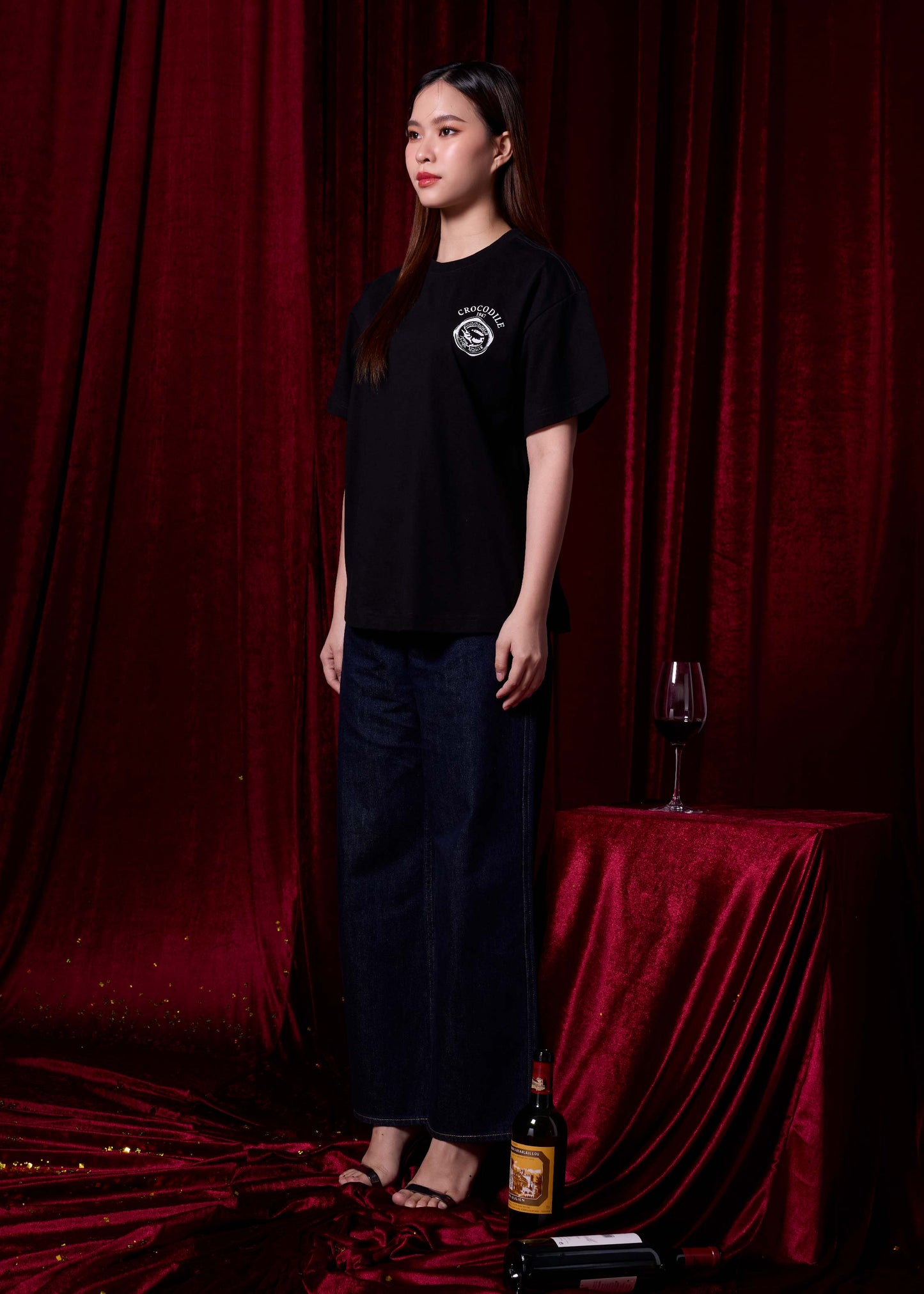 BLACK OVERSIZED FIT CREW NECK SHORT SLEEVE T-SHIRT WITH GRAPHIC PRINT