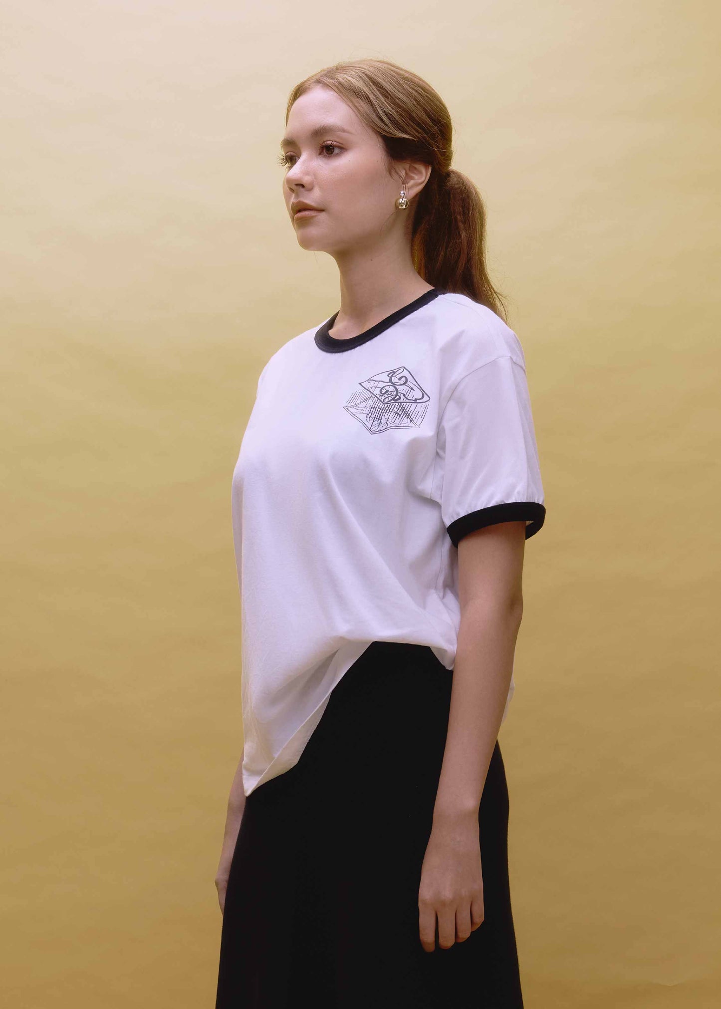 WHITE OVERSIZED FIT CREW NECK SHORT SLEEVE T-SHIRT WITH GRAPHIC PRINT
