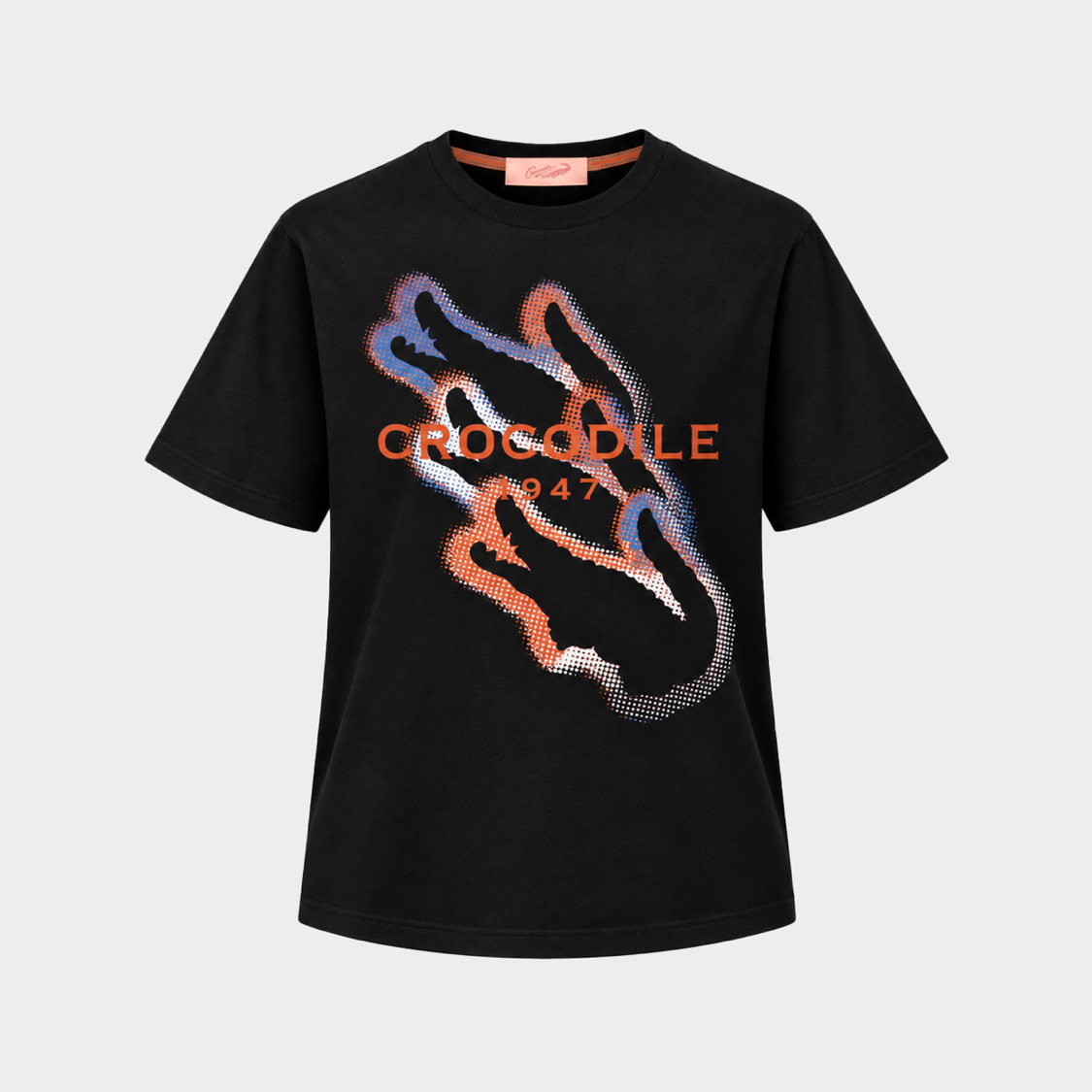 เสื้อยืดคอกลมแขนสั้นสีดำทรงโอเวอร์ไซส์ฟิตพร้อมลายกราฟฟิก