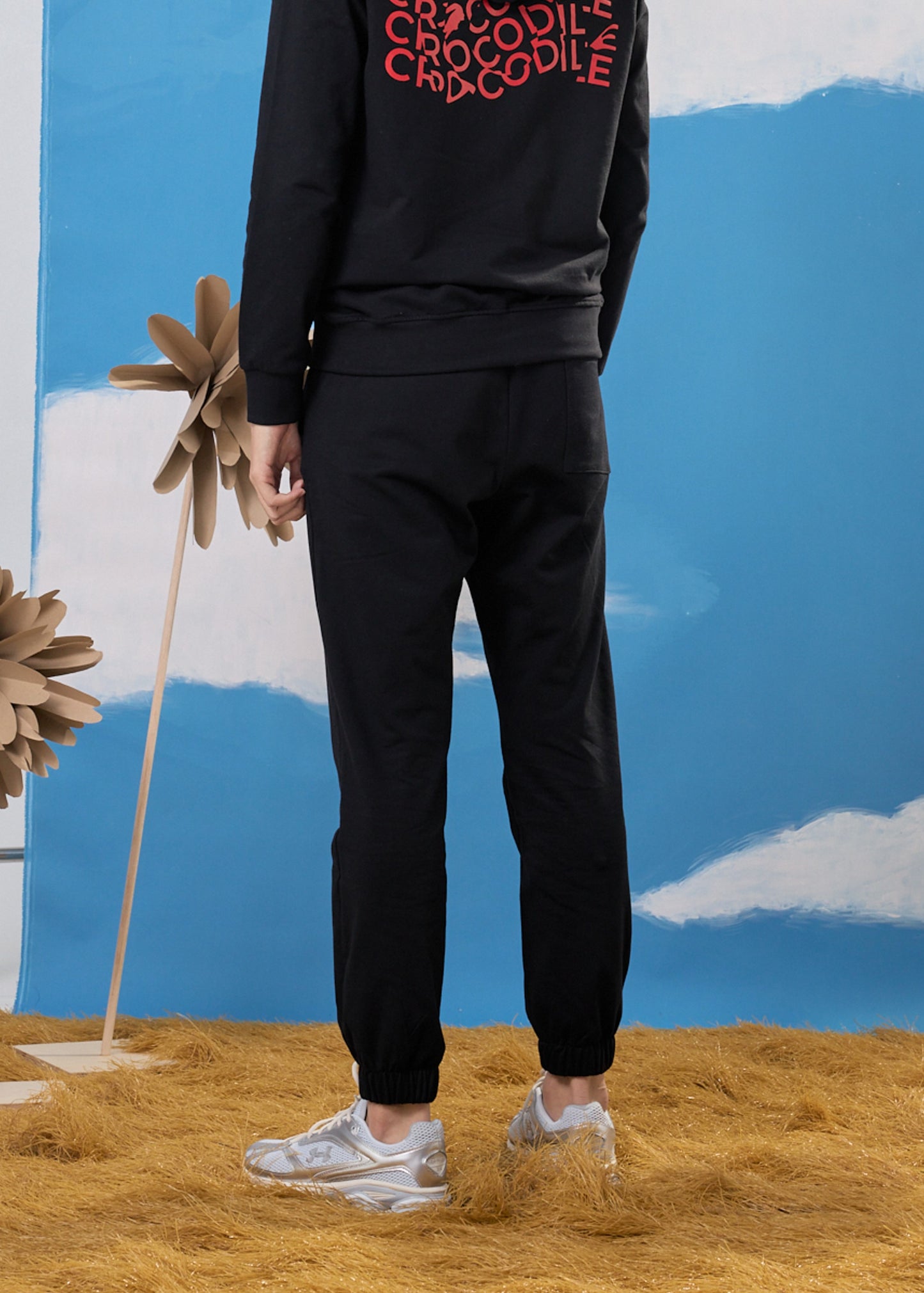 BLACK TRACKPANT WITH EMBROIDERY