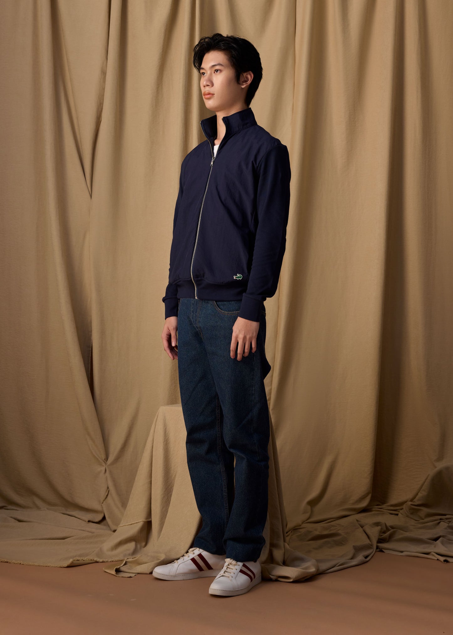 NAVY CUSTOM FIT JACKET WITH ZIP OPENING