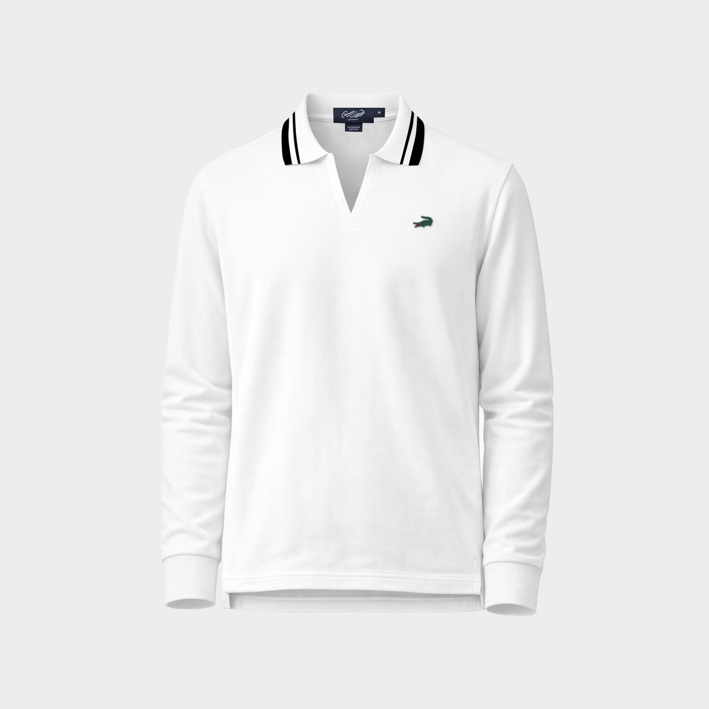 เสื้อโปโลแขนยาวทรงคัสตอมฟิตสีขาวพร้อมปกลายริ้วและโลโก้ยาง