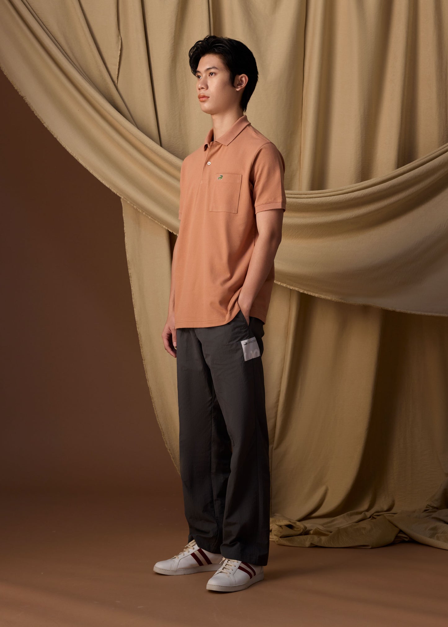 เสื้อโปโลสีนำ้ตาลมอคค่ามูสทรงเรกูล่าร์ฟิต