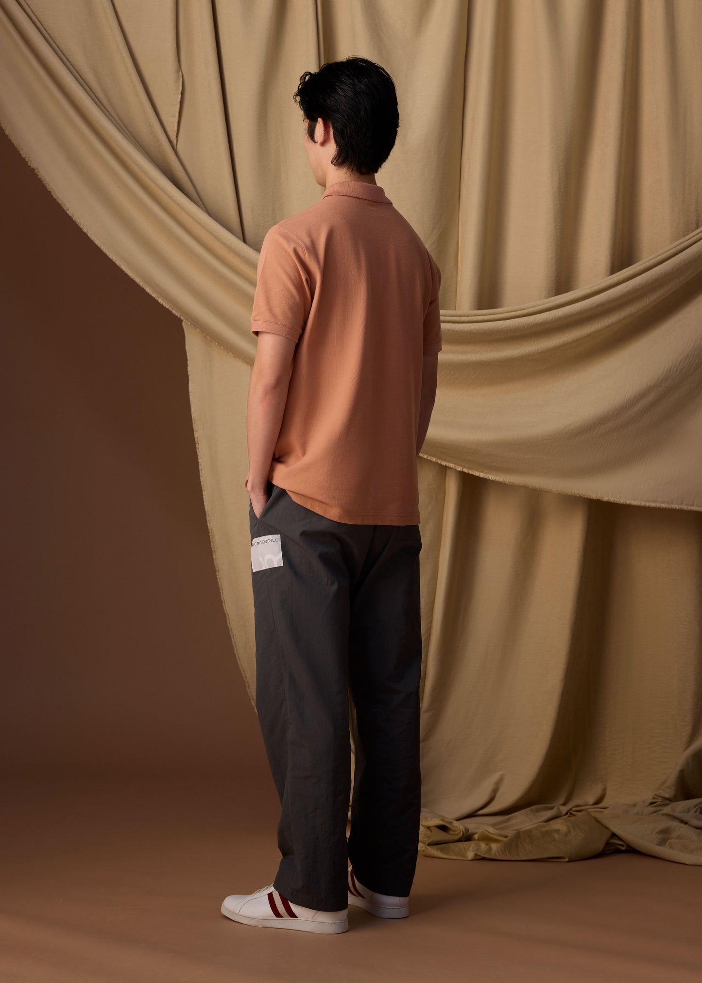 เสื้อโปโลสีนำ้ตาลมอคค่ามูสทรงเรกูล่าร์ฟิต