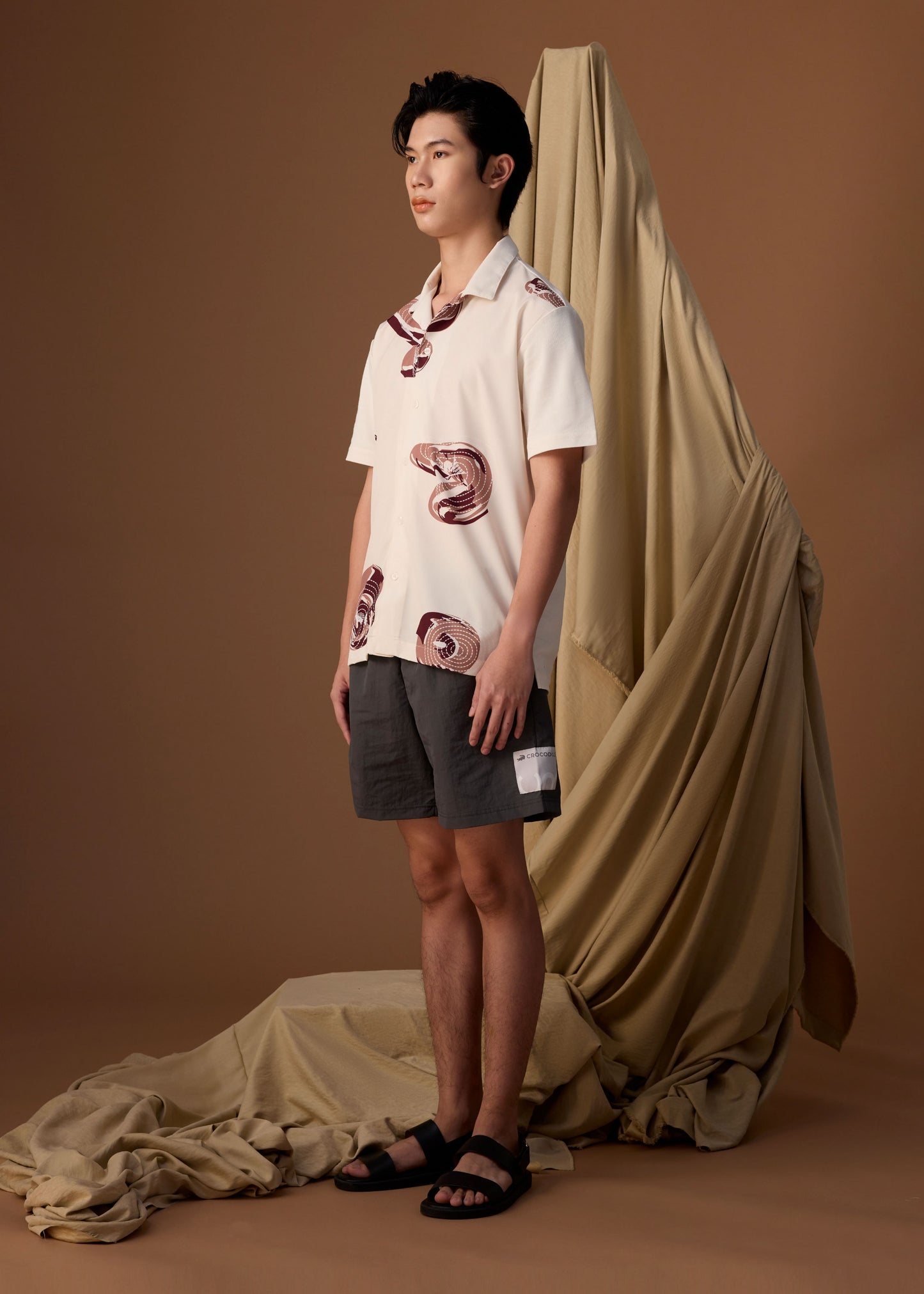 BEIGE CUSTOM FIT CUBAN COLLAR SHIRT WITH  FABRIC PRINT