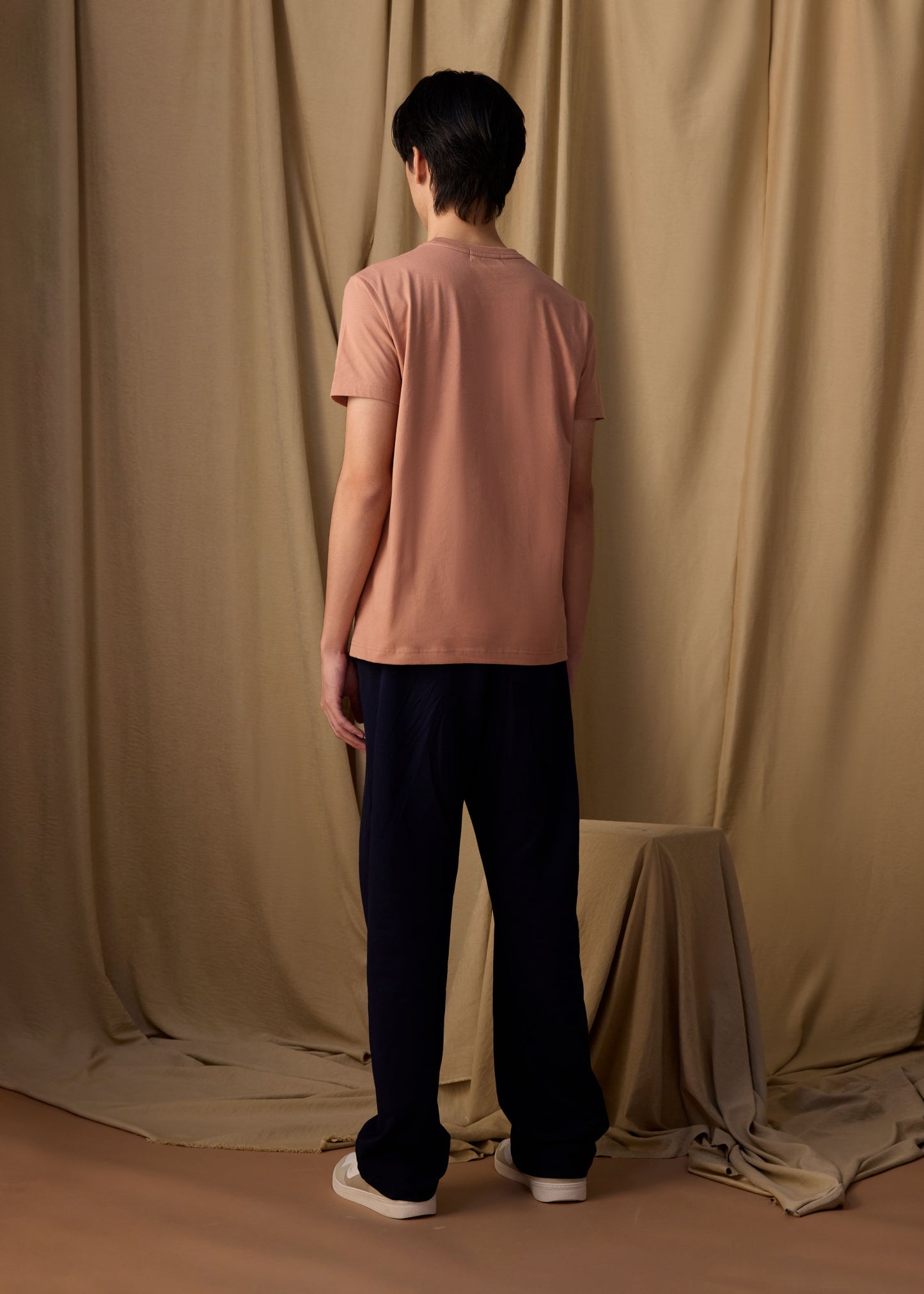 MOCHA MOUSSE BROWN CUSTOM FIT CREW NECK SHORT SLEEVE T-SHIRT