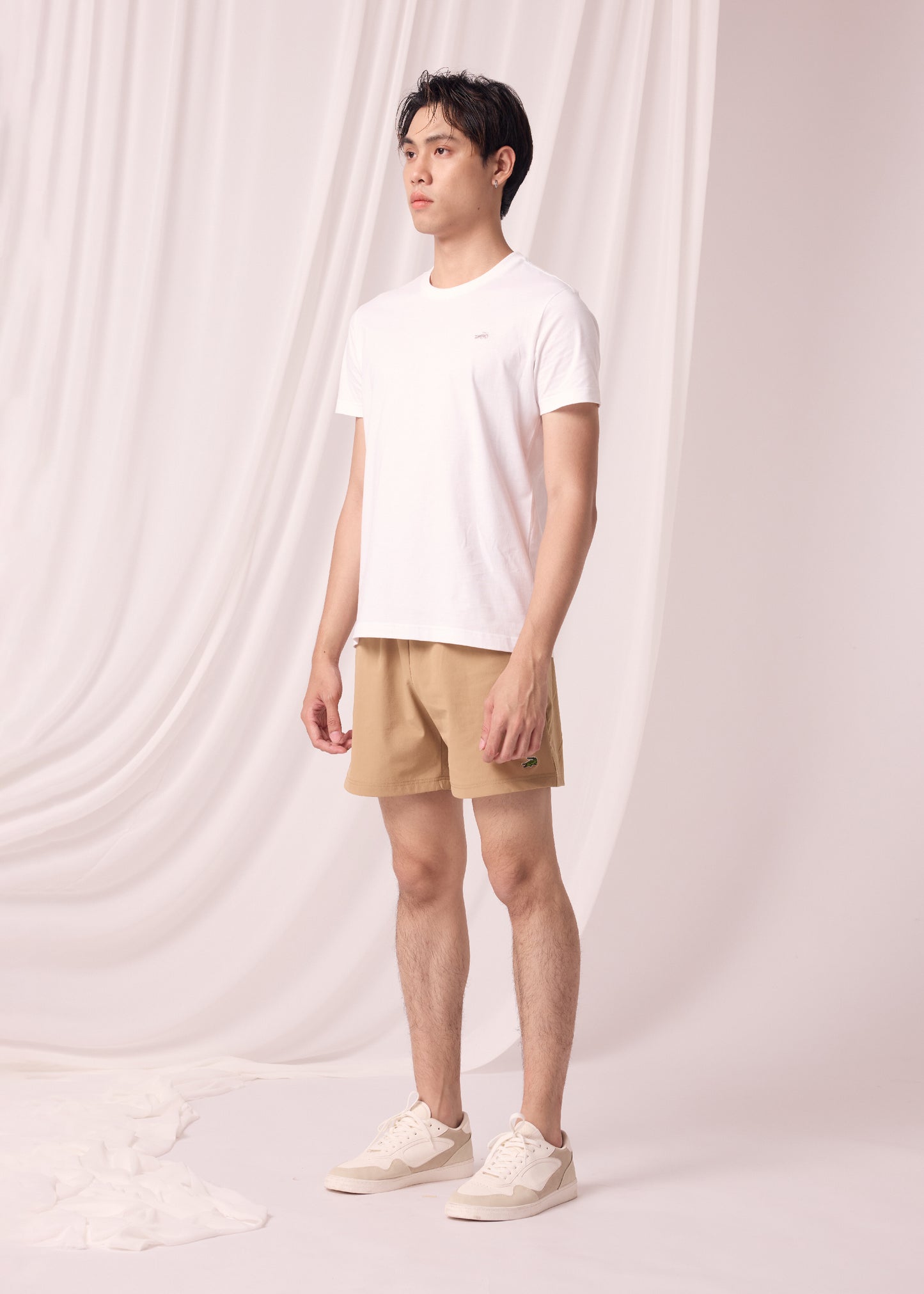 CLOUD DANCER CUSTOM FIT CREW NECK SHORT SLEEVE T-SHIRT WITH GRAPHIC PRINT