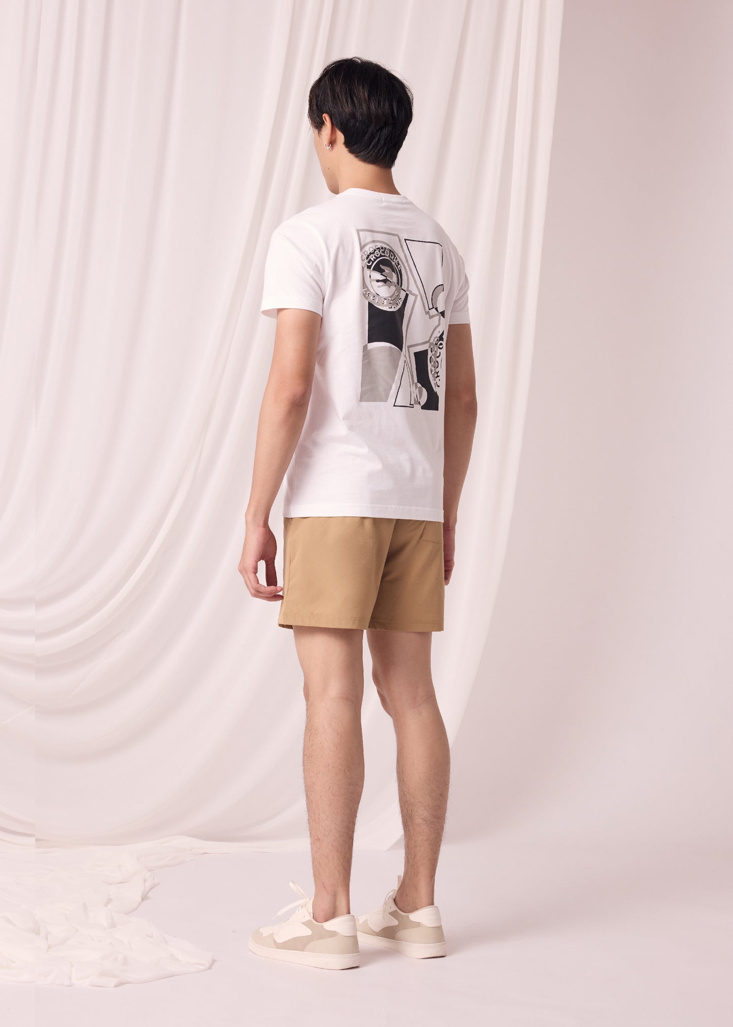 CLOUD DANCER CUSTOM FIT CREW NECK SHORT SLEEVE T-SHIRT WITH GRAPHIC PRINT