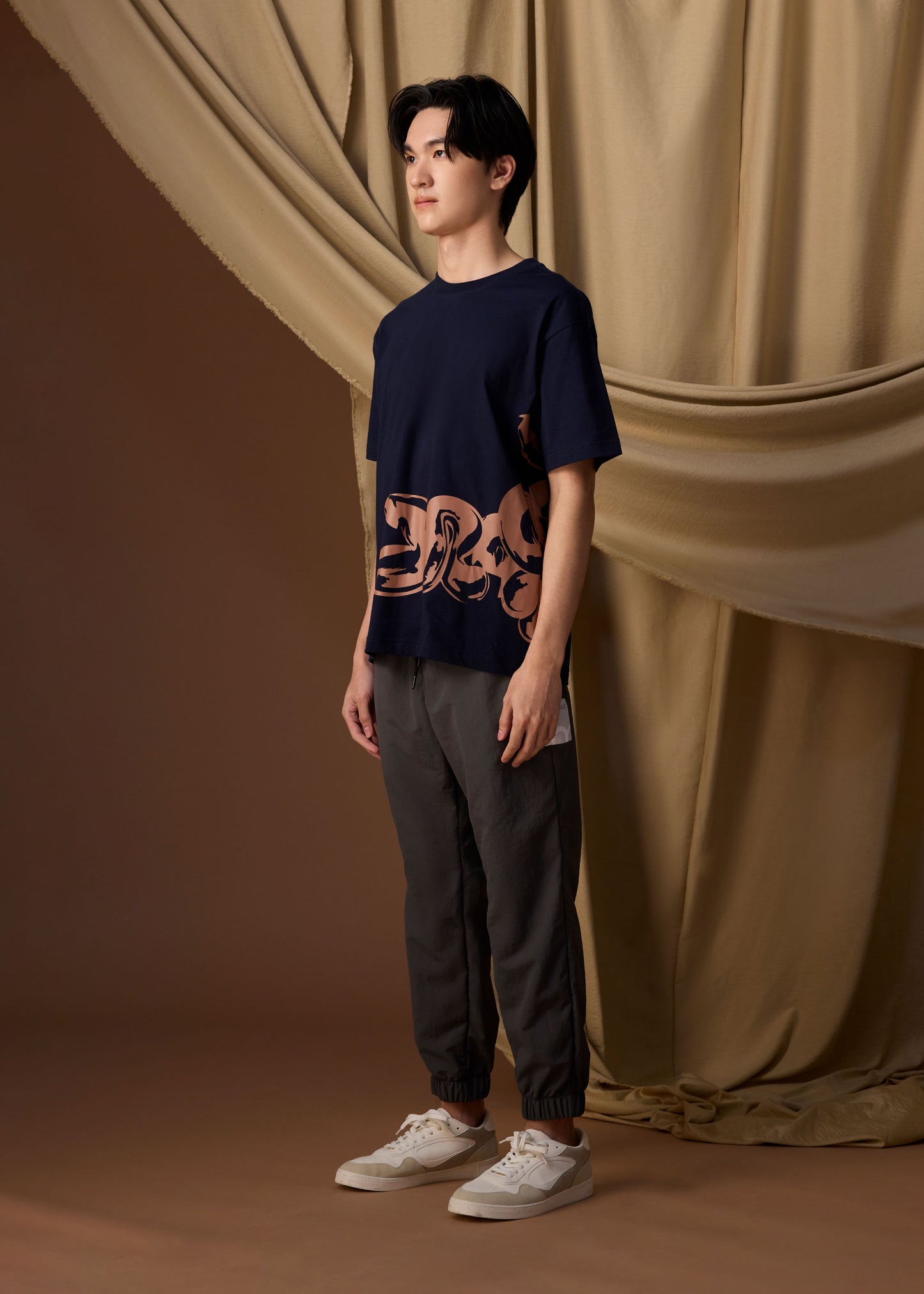 NAVY OVERSIZED CREW NECK SHORT SLEEVE T-SHIRT WITH GRAPHIC PRINT