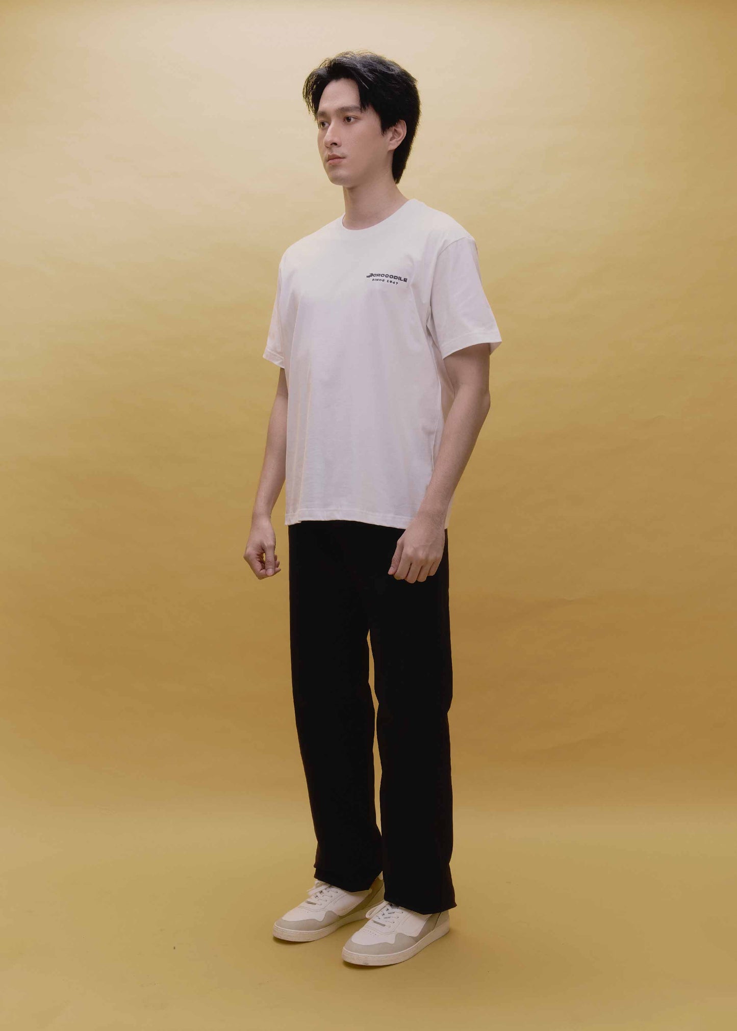 WHITE OVERSIZED CREW NECK SHORT SLEEVE T-SHIRT WITH GRAPHIC PRINT
