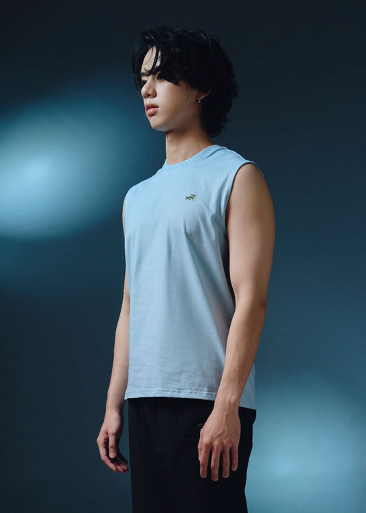 เสื้อยืดคอกลมแขนกุดสีสตาร์ไลท์บลูทรงคัสตอมฟิต