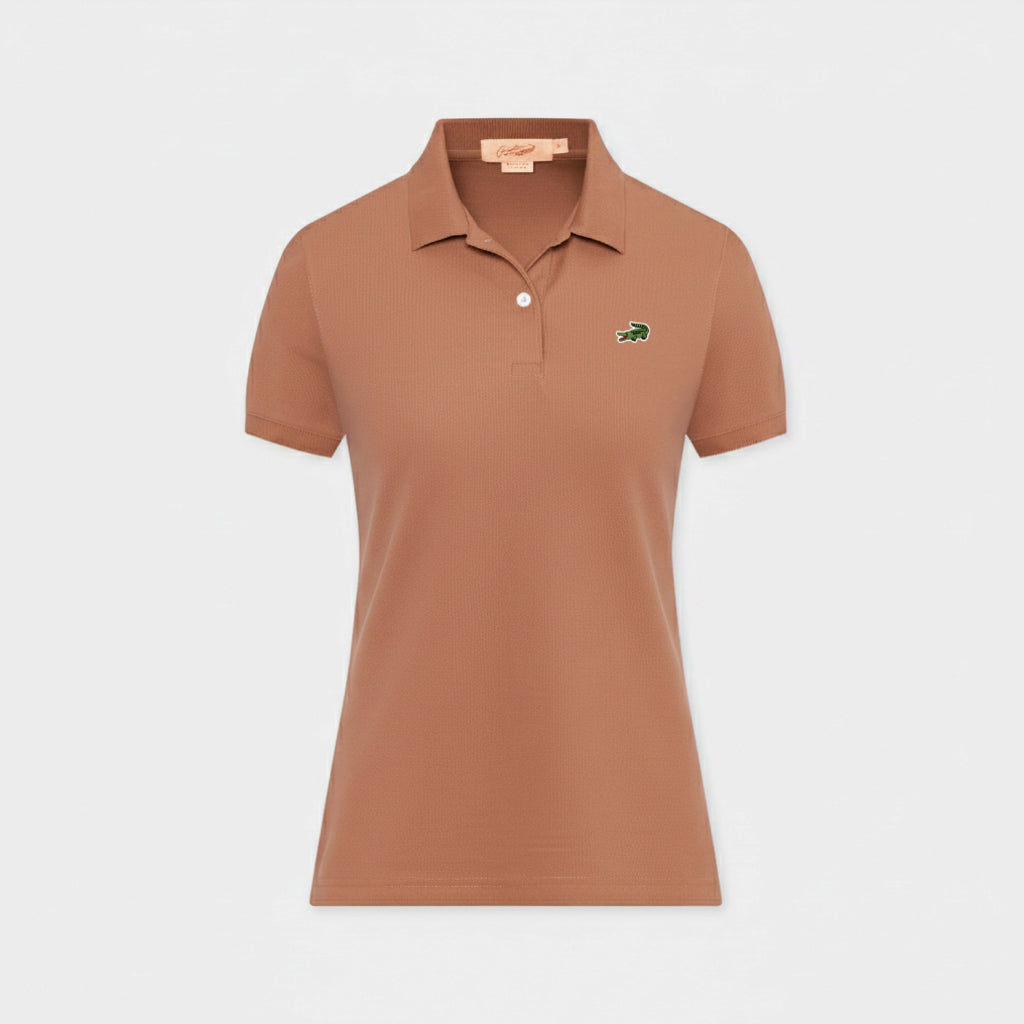 เสื้อโปโลทรงเข้ารูปสีนำ้ตาลมอคค่ามูสพร้อมลายปัก