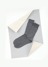 Load image into Gallery viewer, GREY SOCKS WITH SQUARE DETAILS
